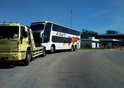 GUINCHO, GUINCHO EM CURITIBA, REBOQUE, REBOQUE EM CURITIBA, GUINCHO PLATAFORMA, GUINCHO PLATAFORMA CURITIBA, REBOQUE DE MOTOS, REBOQUE DE CARROS, REBOQUE DE VANS, REBOQUE DE CAMINHÕES, REBOQUES DE ÔNIBUS, AUTO SOCORRO BIDU.