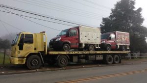 GUINCHO, GUINCHO EM CURITIBA, REBOQUE, REBOQUE EM CURITIBA, GUINCHO PLATAFORMA, GUINCHO PLATAFORMA CURITIBA, REBOQUE DE MOTOS, REBOQUE DE CARROS, REBOQUE DE VANS, REBOQUE DE CAMINHÕES, REBOQUES DE ÔNIBUS, AUTO SOCORRO BIDU.