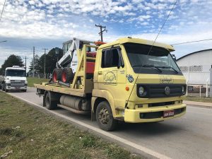 GUINCHO, GUINCHO EM CURITIBA, REBOQUE, REBOQUE EM CURITIBA, GUINCHO PLATAFORMA, GUINCHO PLATAFORMA CURITIBA, REBOQUE DE MOTOS, REBOQUE DE CARROS, REBOQUE DE VANS, REBOQUE DE CAMINHÕES, REBOQUES DE ÔNIBUS, AUTO SOCORRO BIDU.