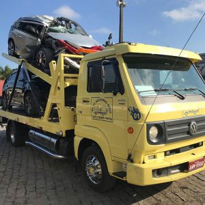 Guincho em Curitiba, Reboque em Curitiba, Serviço de guincho, Serviço de reboque, Guincho de carros, Reboque de carros, Socorro para carros, Assistência para carros, Transporte de veículos, Guincho e reboque de carros em Curitiba.